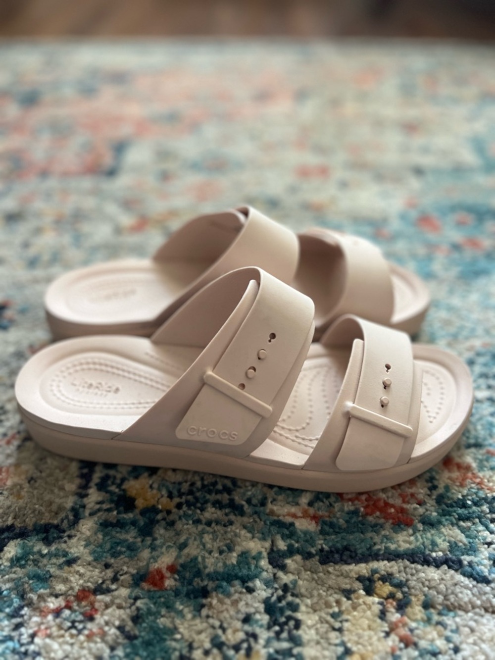 Women’s Crocs Brooklyn Low Wedge Sandal Size 10